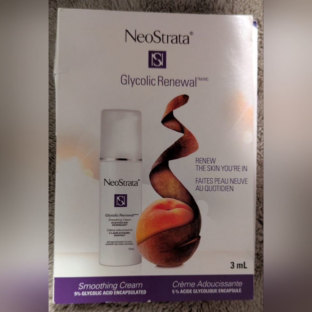 NeoStrata Glycolic Renewal Smoothing Cream - White